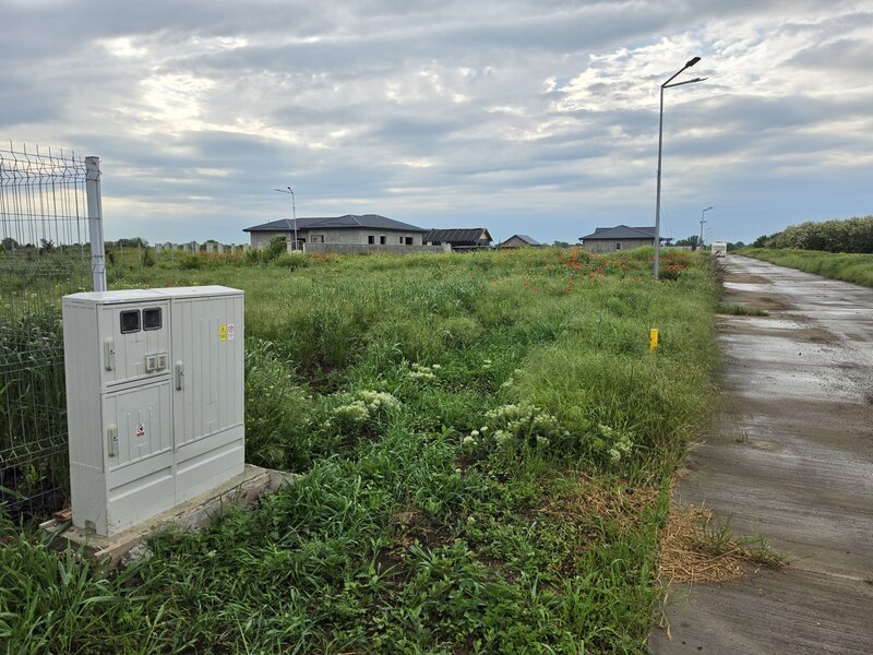 Frumusani, loturi casa 529 mp, 1.205 mp, gaz, curent, 15 min. metrou